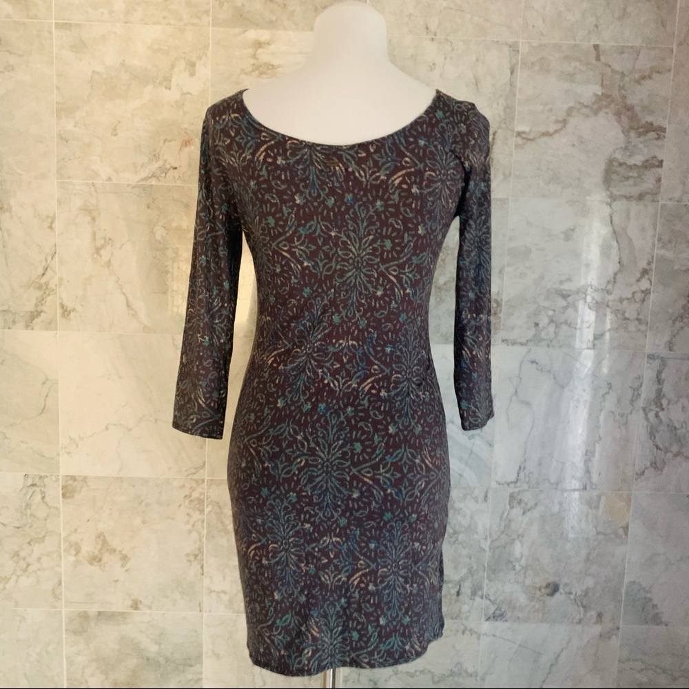 O’Neil Caldwell Printed Body Contoured Dress - Picture 5 of 9